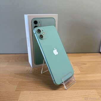 iPhone 11 64GB, zelených bez funkčního FaceID (rok záruka) - 4