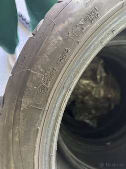 Letní pneu 245/40 r18 - 4