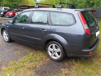 Ford Focus HHDA1W - 4