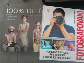 Nikon zrcadlovka D3500+pouzdro+knížky foceni - 4