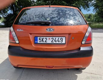 Kia Rio 1.4 DOHC 71kw rok 2009 - 4