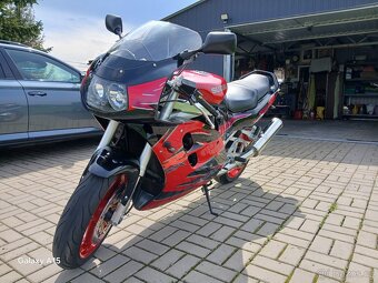 Suzuki Gsx-r 1100 - 4