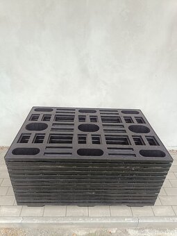 Plastové palety 120 x 80 - 4