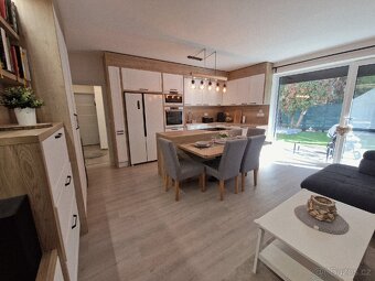 Novostavba 3+kk v Troubsku, 74m² byt + 142m² zahrada - 4