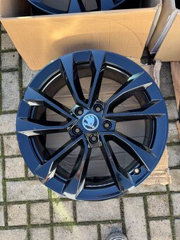 ORIGINÁL Alu Škoda PROCYON R19, 5x112 - TOP STAV - 4