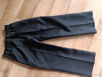 Chlapecké společenské kalhoty a vesta 104 - 4