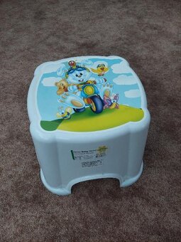 4 kousky dětských potřeb - 4