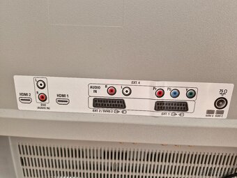 Prodám LCD televizi Philips LC370WX1-SL04 - 4