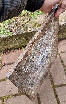 Znak  lev litý kovový 1.republika - 4