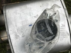 výfuk ford mustang levý - 4