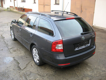 ŠKODA OCTAVIA COMBI 1.4 TSI - 4