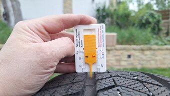 Zimní pneu PIRELLI 225/55 R18 4KS - 4