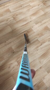Hokejka WARRIOR Alpha DX4 pravá 100flex grip SR - 4