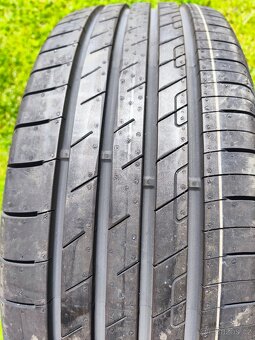Nové letní pneumatiky Goodyear 215/55/18 95H - 4