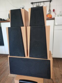 Domaci kino Genius - 4