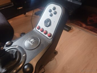 Volant Logitech g29 - 4