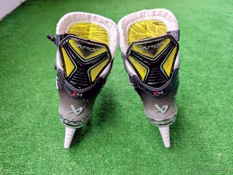 Brusle Bauer Vapor X4 jr., vel. 1D, nože FLY-X - 4