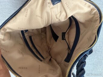 Kabelka Guess menší - 4