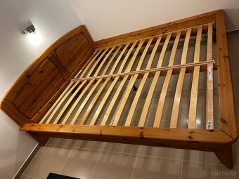 Masivní borovicová manželská postel + matrace zdarma - 4