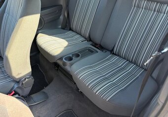 Volkswagen Fox 1,4i 55kw 2007 - 4