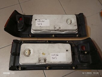 Zadní světla a blikače na staré vozidla Mazda 323 - 4