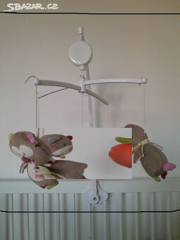 DŘEVĚNA POSTYLKA S NOVOU MATRACI,NATĚREM A DOPLŇKY - 4