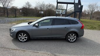 Volvo V60 D3, AT, 2016, servis - 4