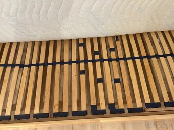 Jednolůžková postel masivní dřevo 200x90cm - 4