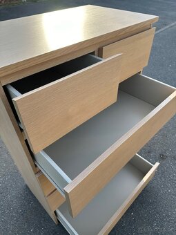 Komoda Ikea Malm se 6 zásuvkami - 4
