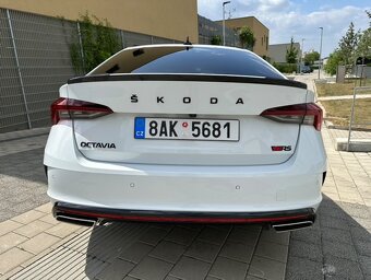 Octavia 4 2.0 tsi rs tovární Zaruka - 4