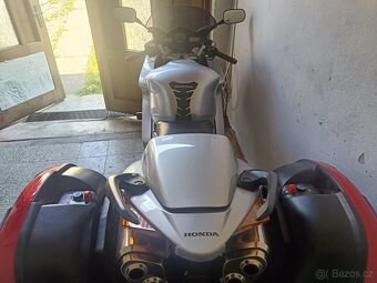 Honda VFR 800 V-TEC - 4