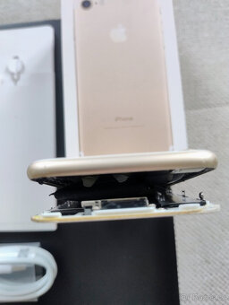 iPhone 7 rose gold 128 gb - 4