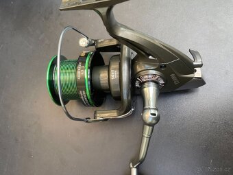 KVALITNÍ RYBÁŘSKÝ NAVIJÁK Reelsking TD8000 - 4