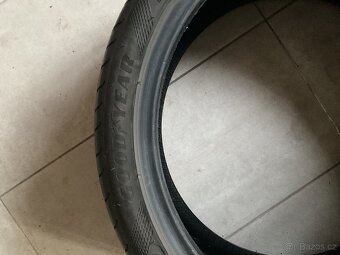 Letní pneu 225/40R19 - 4