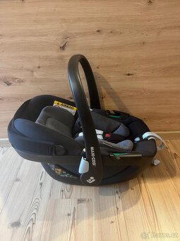 MAXI-COSI Pebble 360 + 2x Isofix - 4