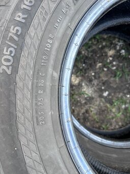 2ks celoročních pneu 205/75 R16C - Continental - 4