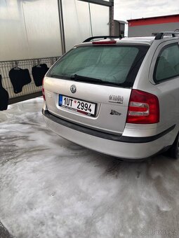 Škoda oktavia 2 fsi 16 benzin - 4