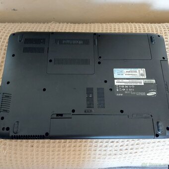 Samsung rv510 - 4
