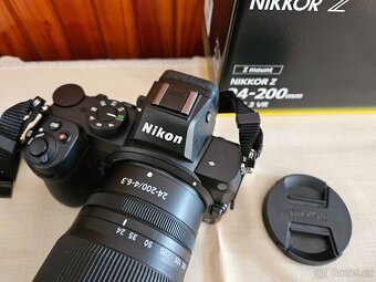 Špičkový Nikon Z5 s objektívom NIKKOR 24-200 mm/4.0-6.3 - 4
