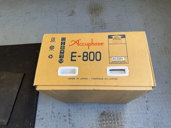 Accuphase E-800 - 4