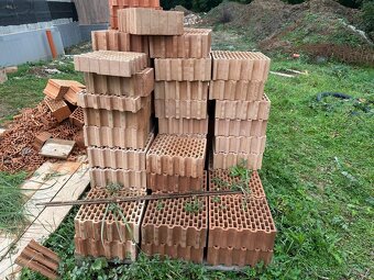 Cihly Porotherm 30 P10 zbytky - 4