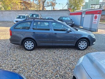 Škoda Octavia 1.6 TDi 77KW S.Kniha, Tažné zař. Ambi. Kombi - 4