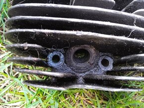 2x Hlava Jawa Pionýr a Mustang - 4