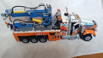 Lego 42128 Výkonný odtahový vůz - 4