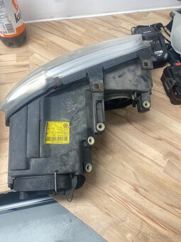 Světla VW Touran 2003-3006 - 4