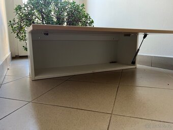 Závěsná skříňka - 4