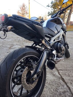 Yamaha mt09 - 4