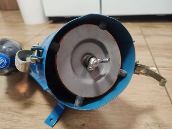 Predám vzduchový filter Škoda 105,120,130,Rapid - 4