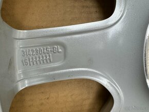 2ks Alu disk 31400291 Originál Volvo 7J x 17 ET50 - 4