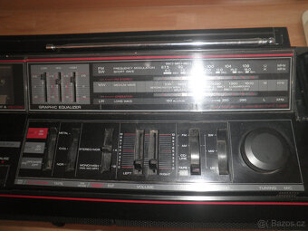 Radiomagnetofon Hitachi - 4